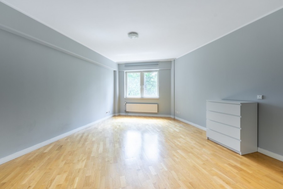 Warszawa, Mokotów Stegny, Jana Iii Sobieskiego, Przestronny Apartament z basenem