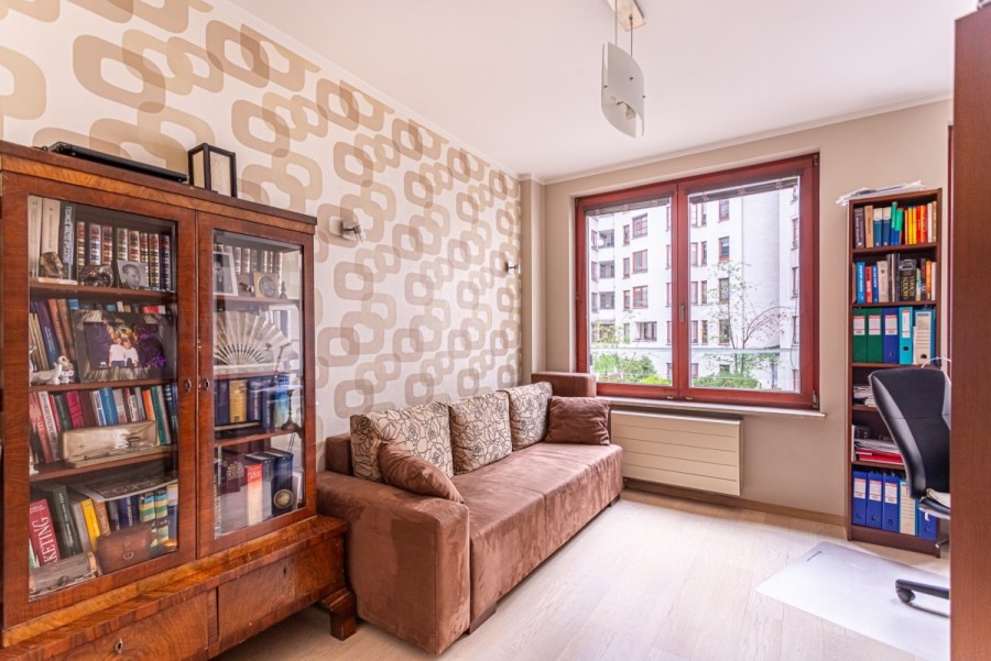 Warszawa, Wola Mirów, Łucka, Apartament przy Rondzie Daszyńskiego